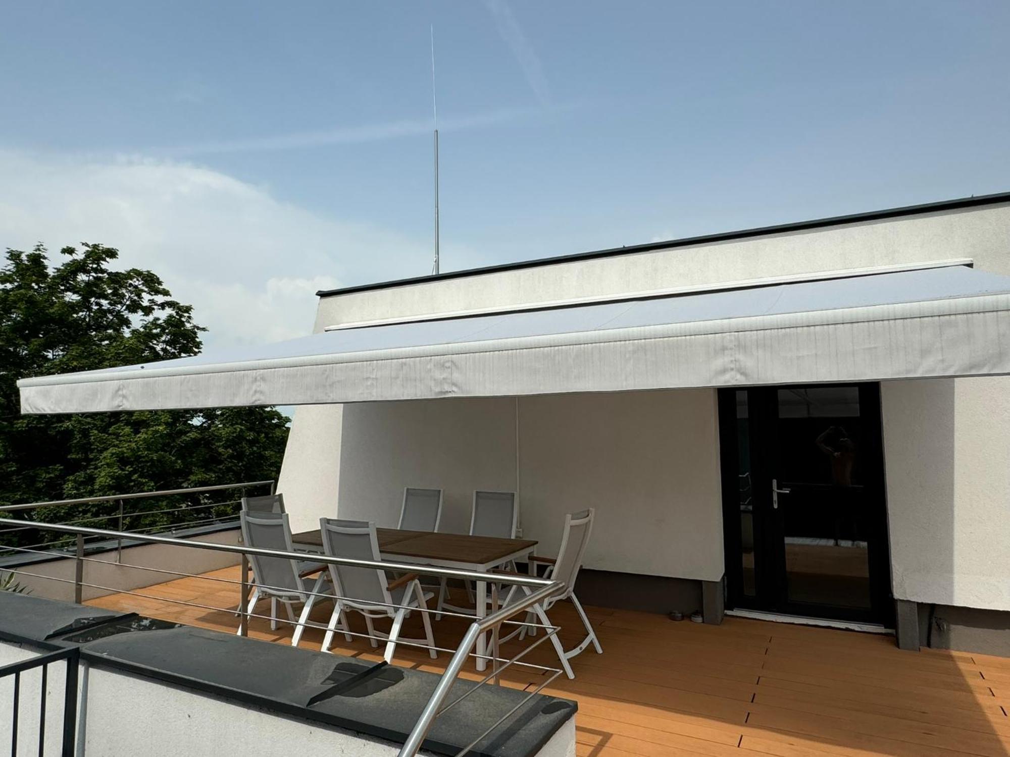Pauzo Balaton Aparthotel Balatonfoldvar Ngoại thất bức ảnh
